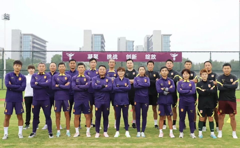 青岛西海岸, mNeCM, 轮战罢