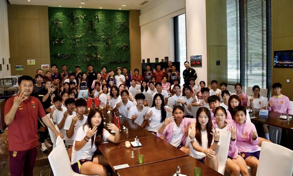 TxzUa, 在青岛黄海, 负战绩暂居