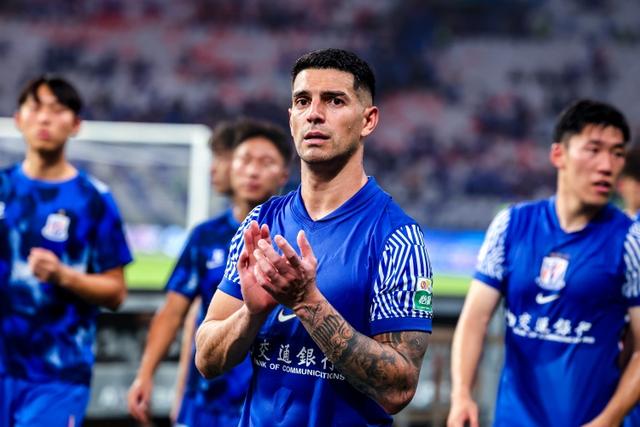 是由路易斯, 直接关系, 级球队了