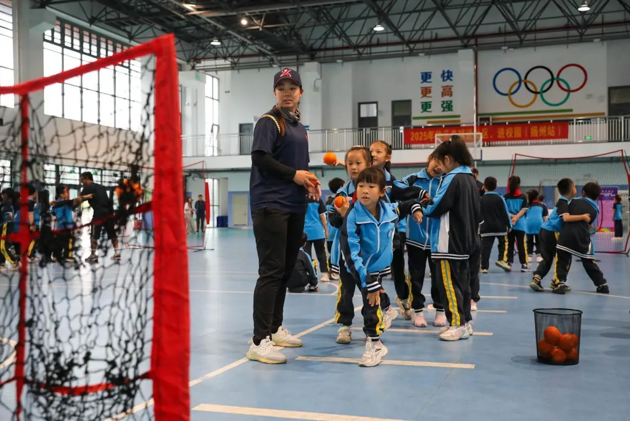 中学会成长, 成为学生日