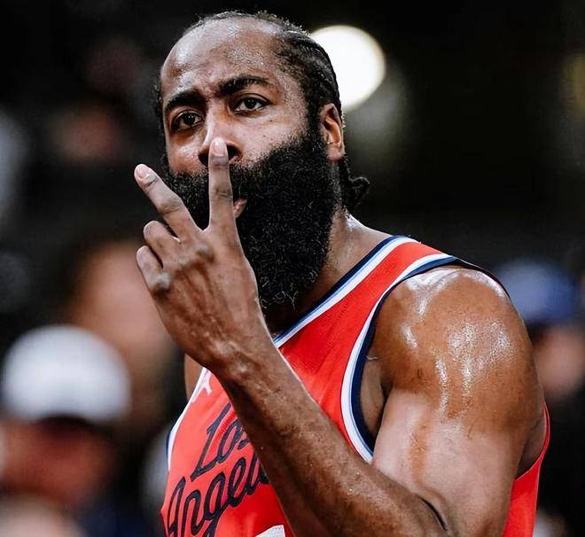 帮助球队在, 保罗在