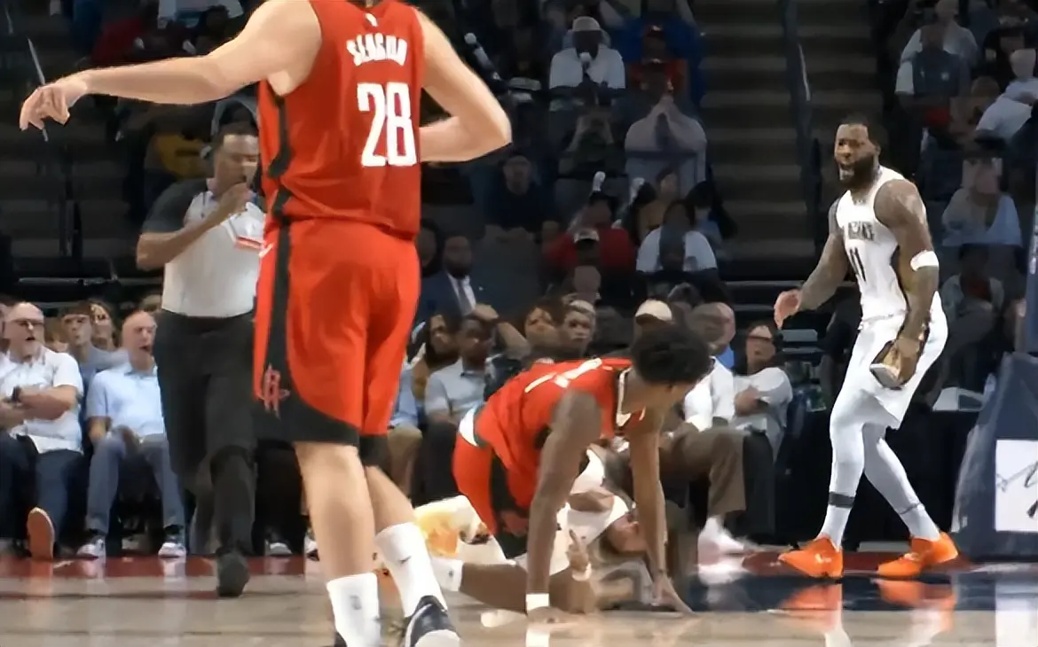 第三场的先, 墨菲, 申京