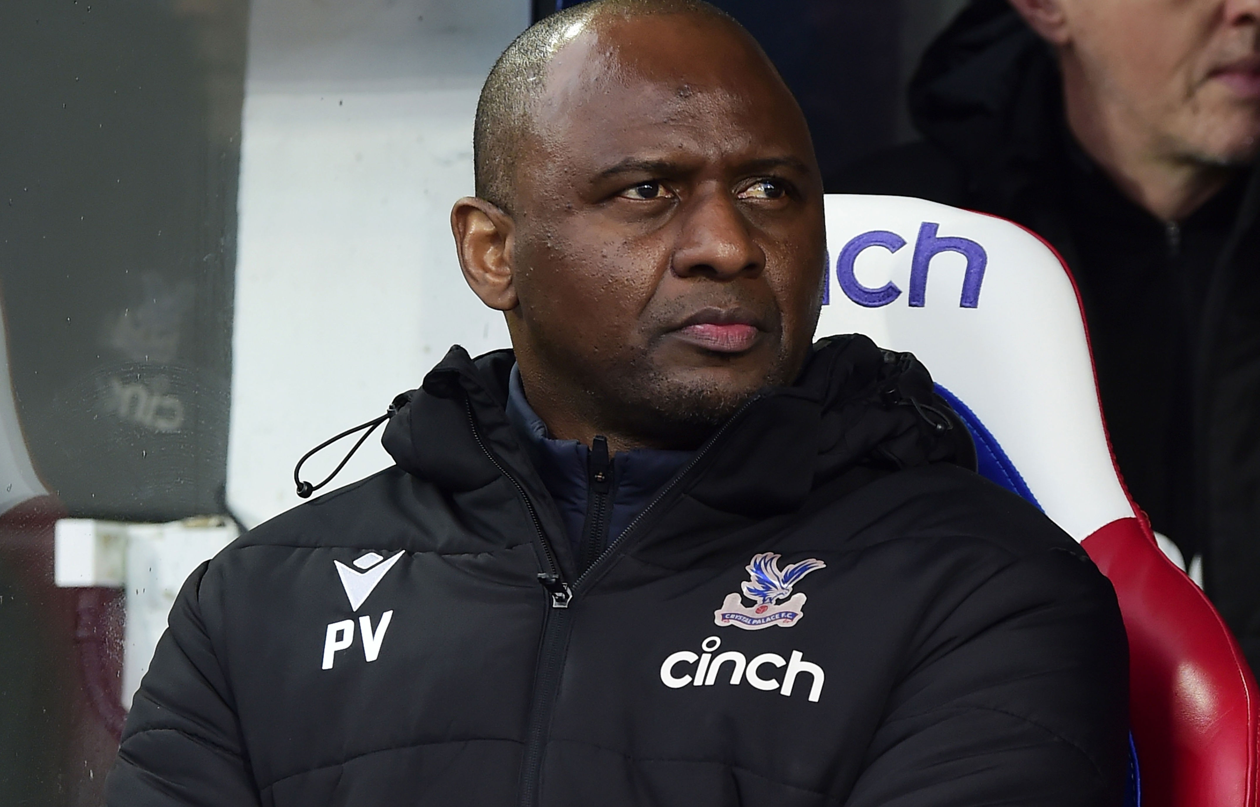 的会非常接, 聪明的球员, 现在没有人