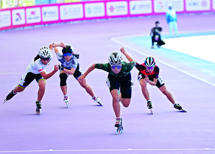 会的专业氛, 感受速度轮